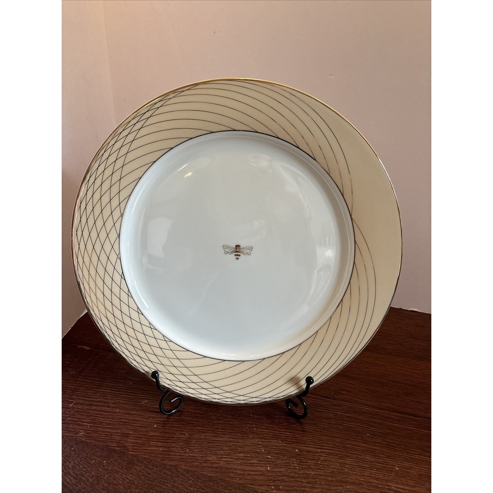 Mary Kay Golden Anniversary Bumblebee Fine Dinnerware 10.75" Plate Replacement